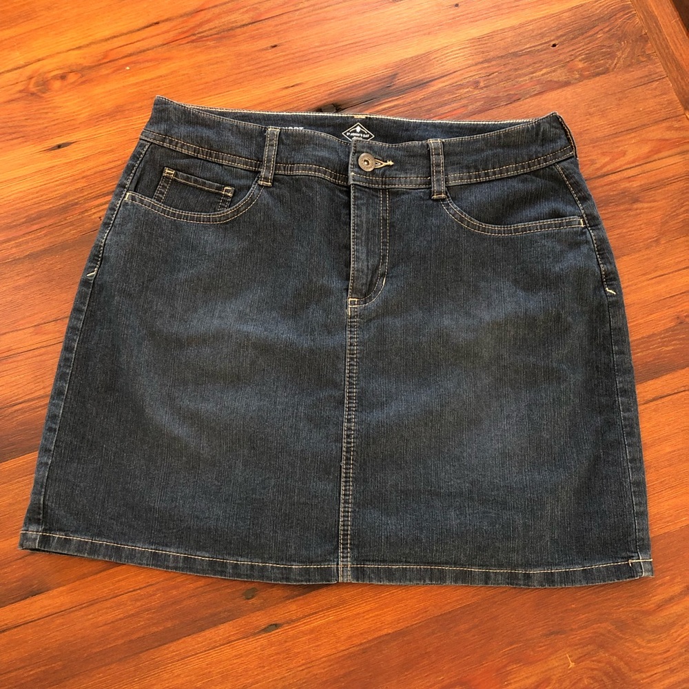 NWOT denim skort